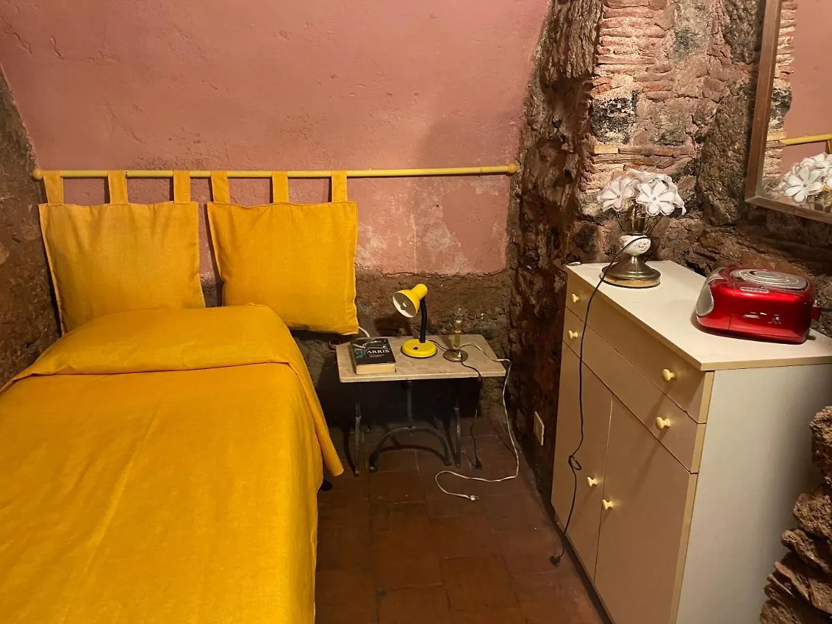 Casa vacanze Antica Casa Centro Villa Catania Italia
